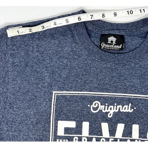 Graceland Elvis The King Men's Tshirt size M PreOwned in good condition - Picture 6 of 7